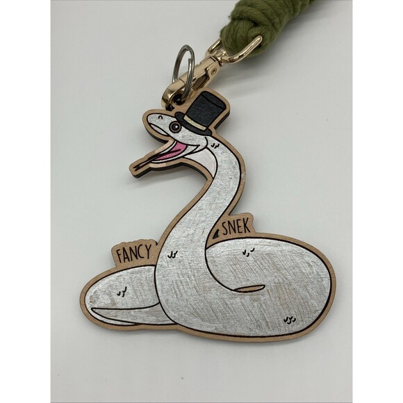 Handmade Green Macrame Lanyard Keychain Fancy Snek Snake Kitschy Cool - Picture 7 of 10